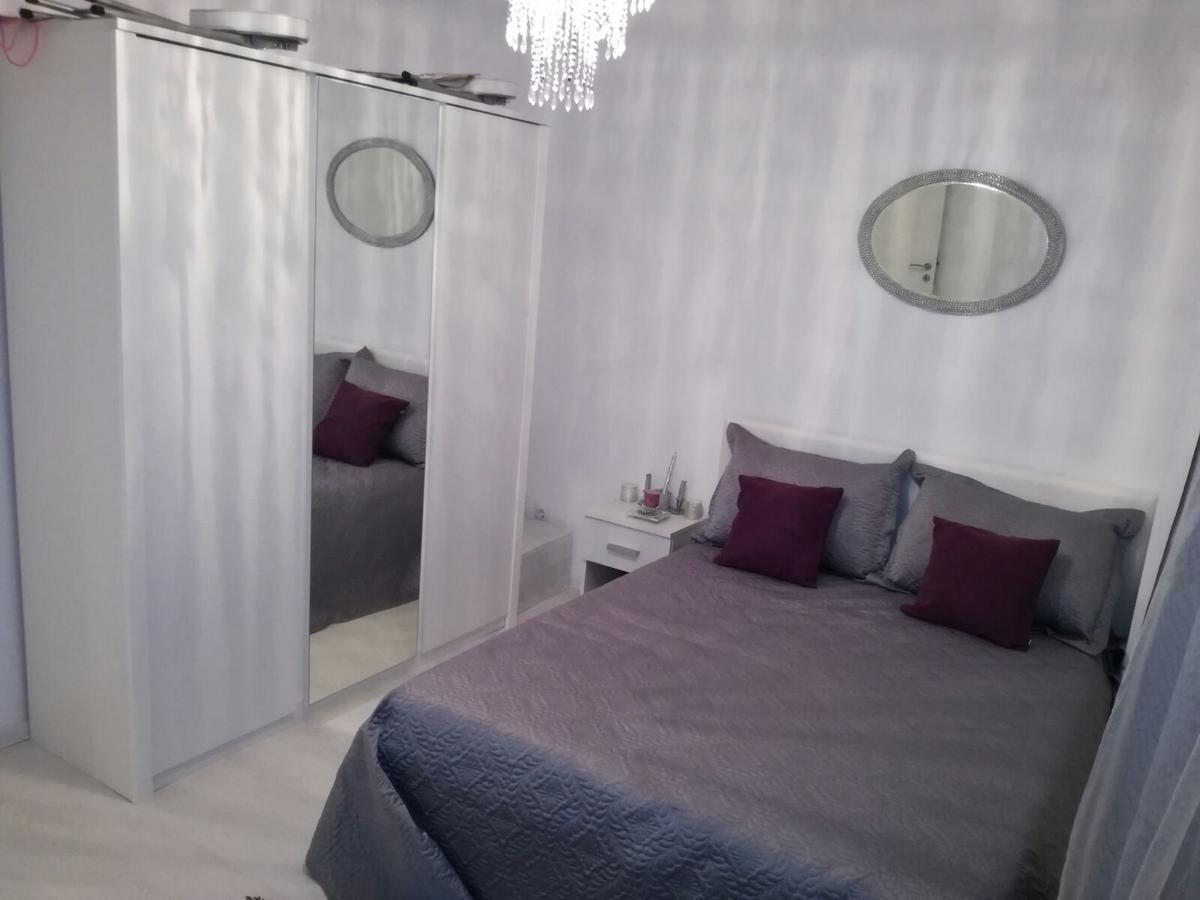 White Luxury Apartment Sibiu Eksteriør billede