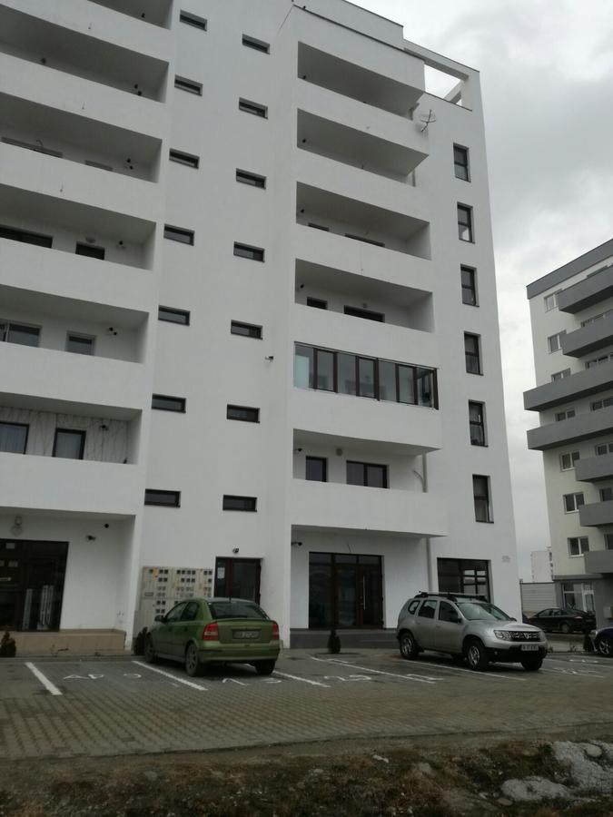 White Luxury Apartment Sibiu Eksteriør billede
