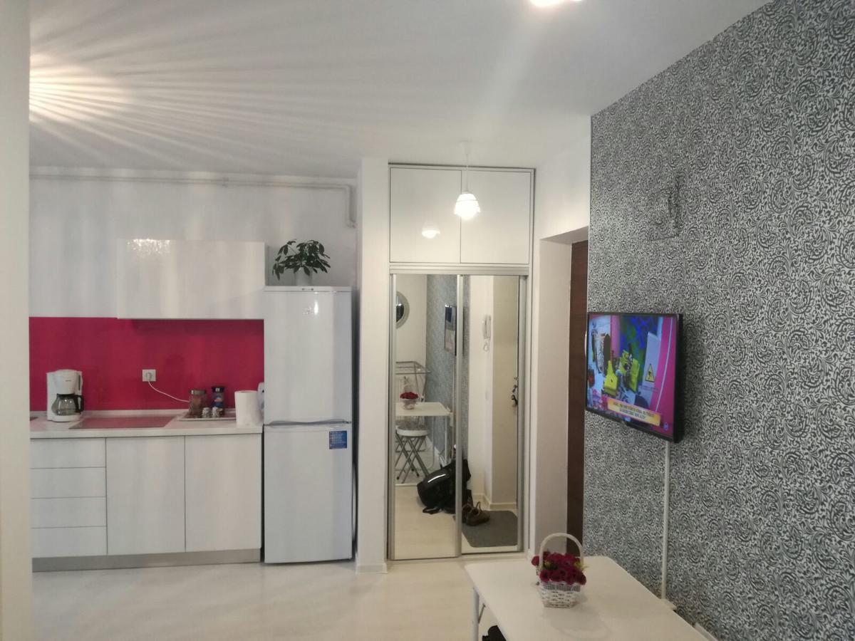 White Luxury Apartment Sibiu Eksteriør billede