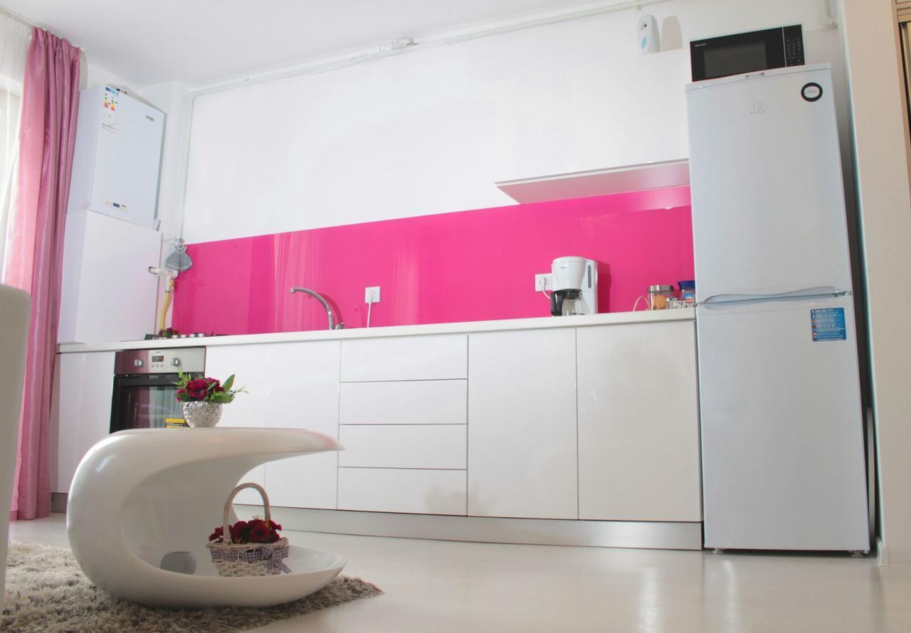 White Luxury Apartment Sibiu Eksteriør billede